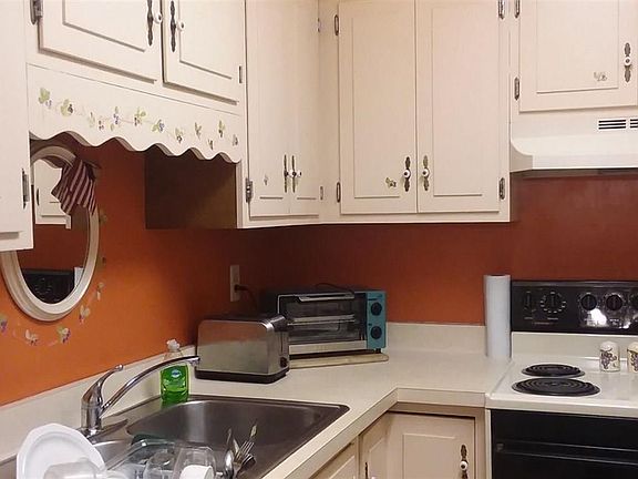 4th image of 806 W Michigan Ave APT 307W