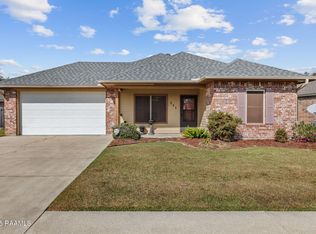 211 Rue Pacannier, Carencro, LA 70520