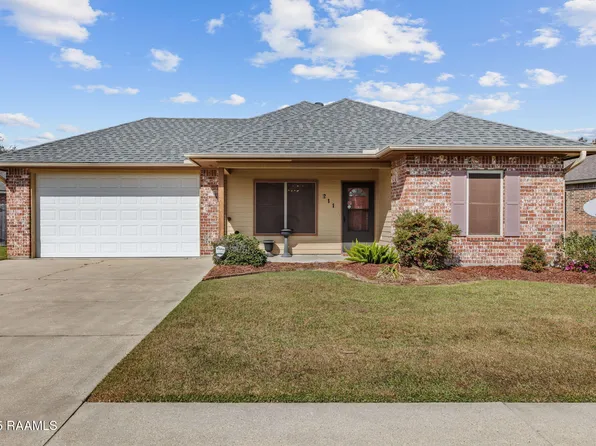 211 Rue Pacannier, Carencro, LA 70520