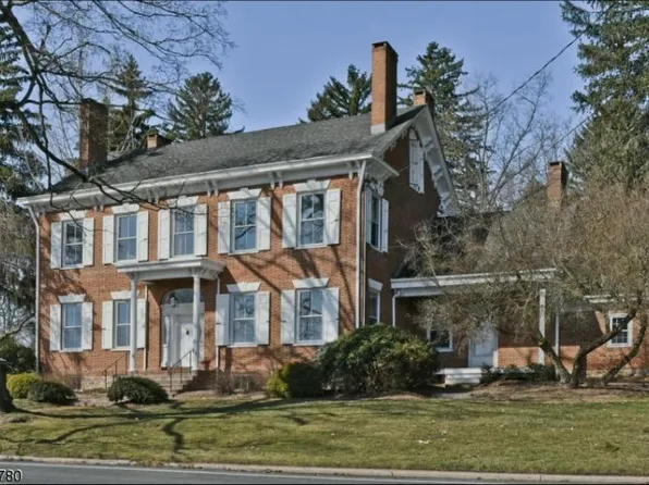 807 High St, Hackettstown, NJ 07840