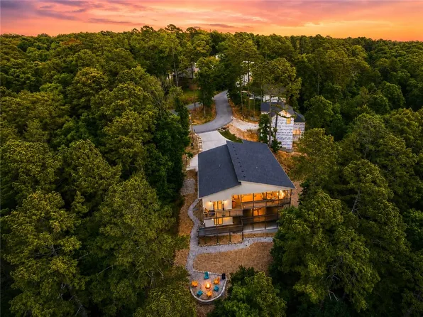 37 Shropshire Dr, Bella Vista, AR 72714
