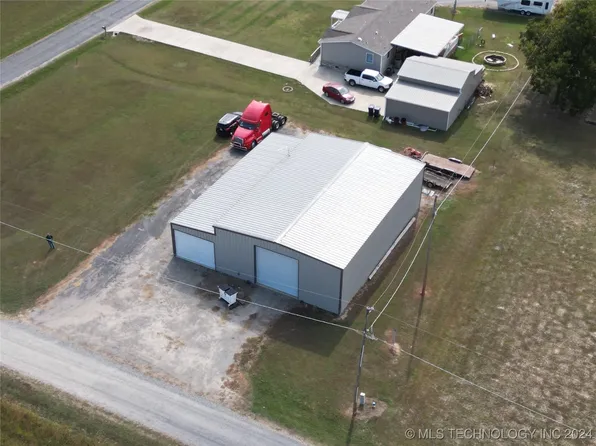 29 S 4207th Rd, Eufaula, OK 74432