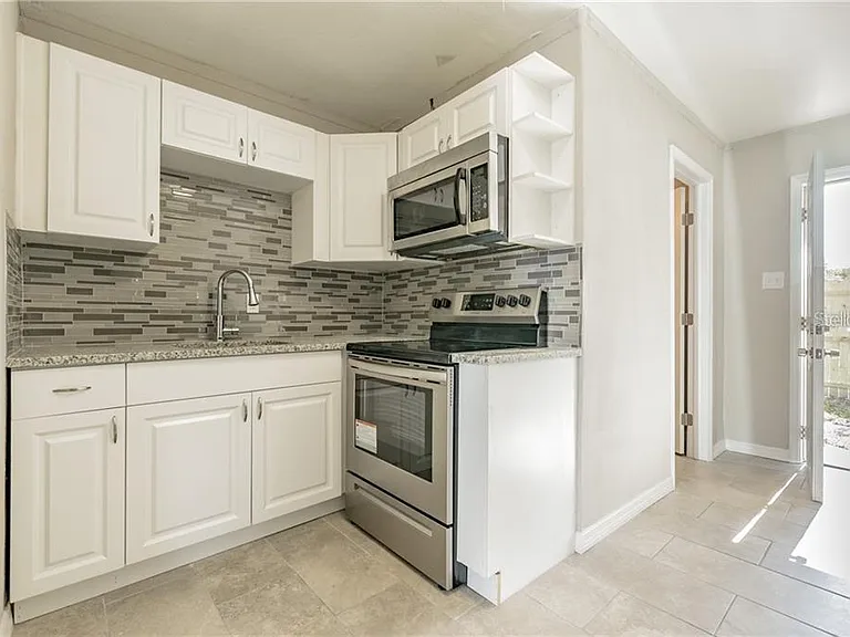 7408 S Sherrill St #B — Photo 12