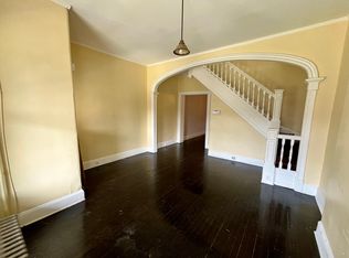 2832 Clifton Ave, Baltimore, MD 21216