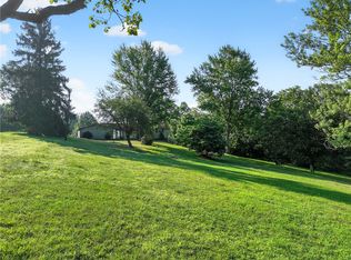 338 Tulip Dr, New Brighton, PA 15066