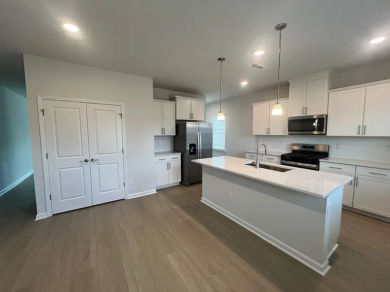 2848 Farmhouse Dr — Photo 25