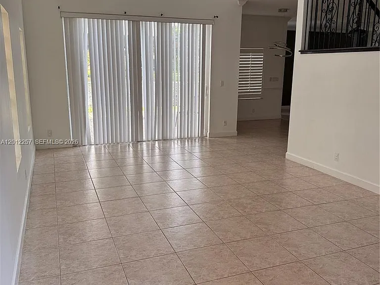 10434 White Pinto Ct — Photo 6