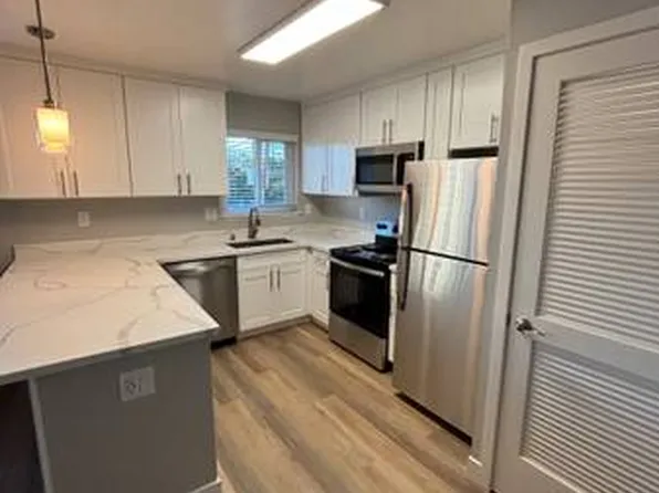 896 Middle Ave #5, Menlo Park, CA 94025