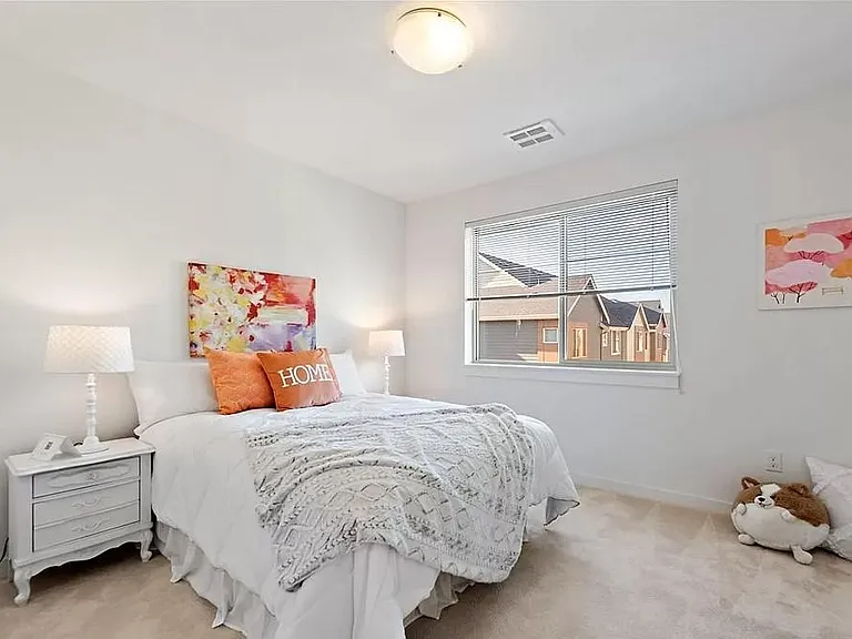 1476 157th Ct NE — Photo 14