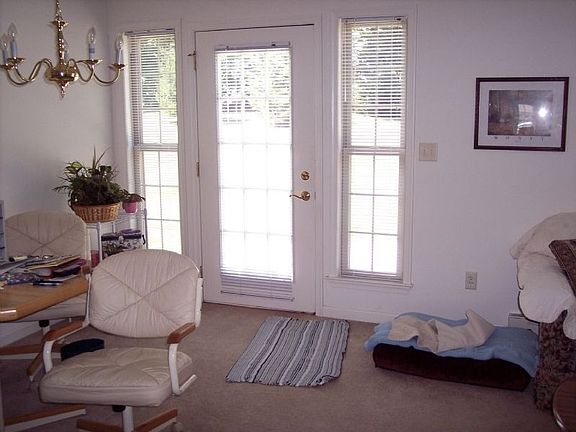 5th image of 148 Sequoia Ct