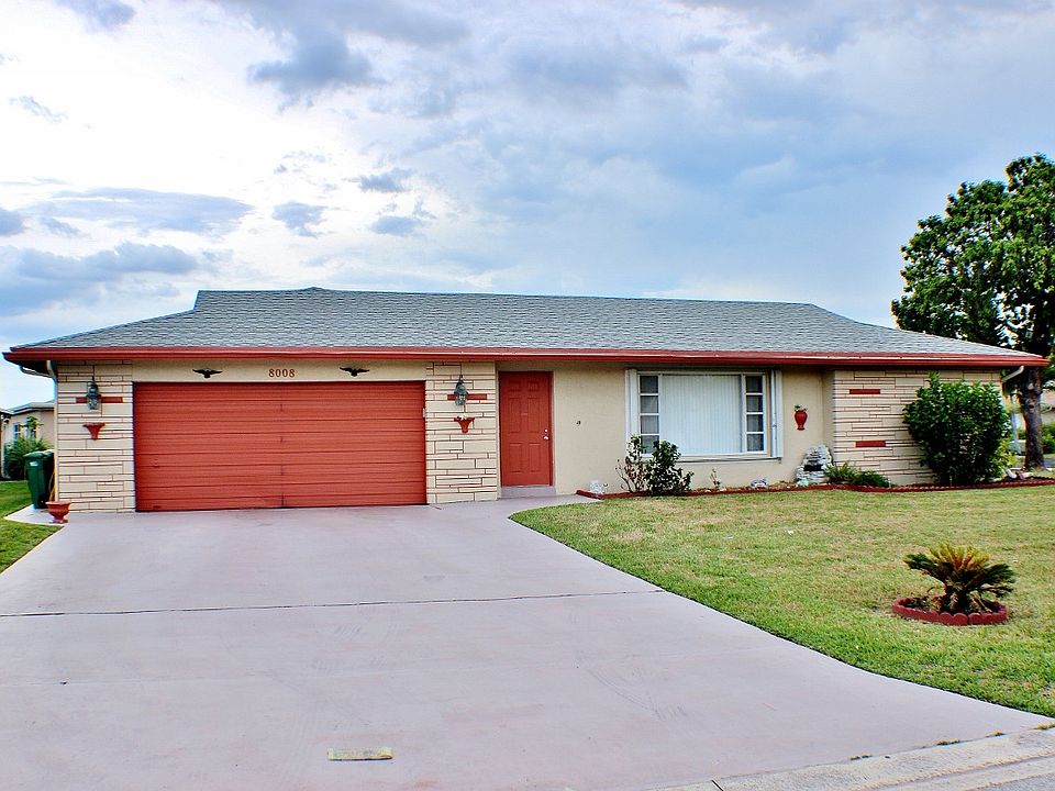 1st image of 8008 NW 95th Ln