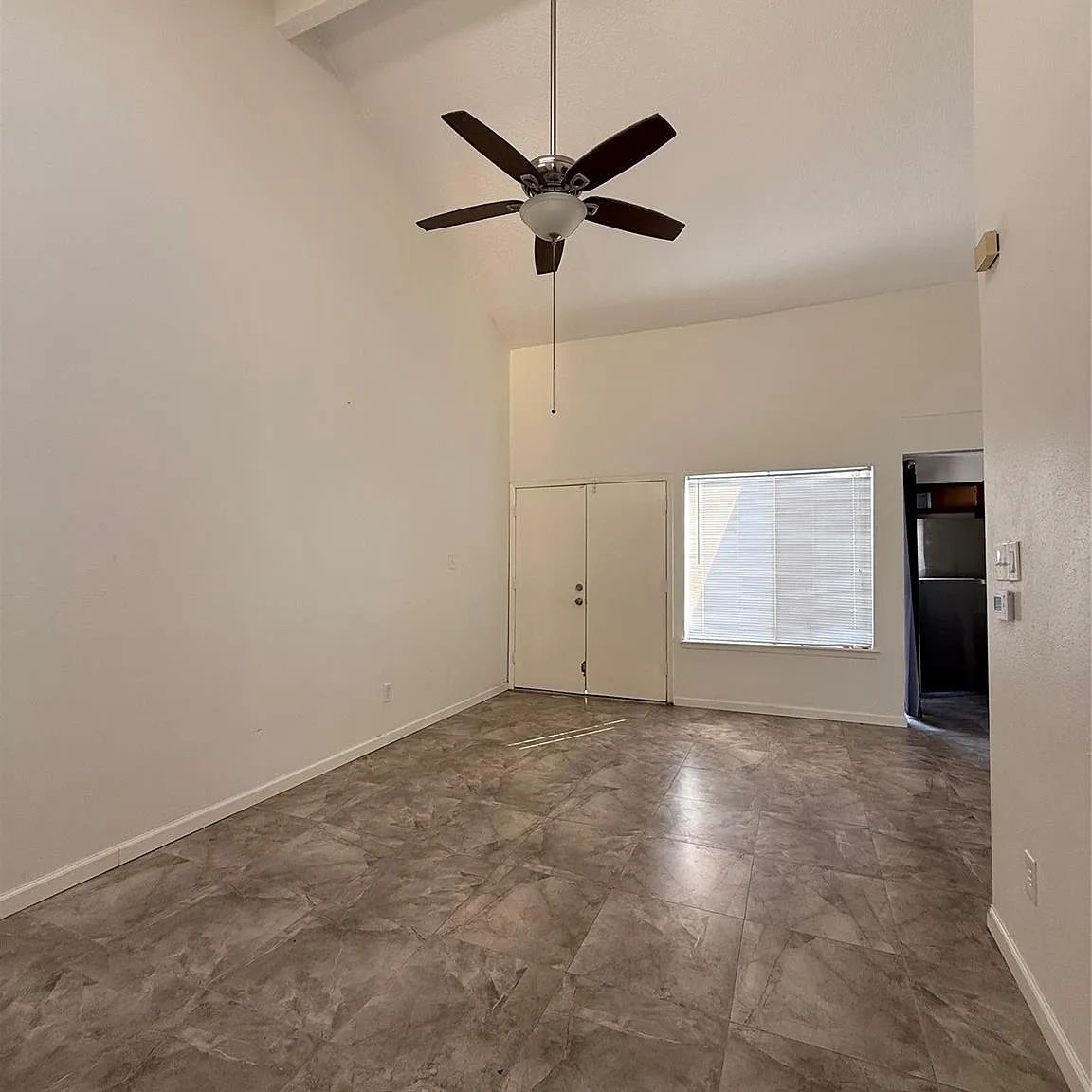 2 bed, 1.0 bath, 797 sqft, $1,500 — Photo 3