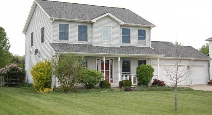 17645 Sycamore