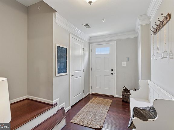 5th image of 1819 Honeysuckle Ct