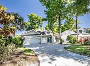 611 S Reeve Rd, Saint Helena Island, SC 29920