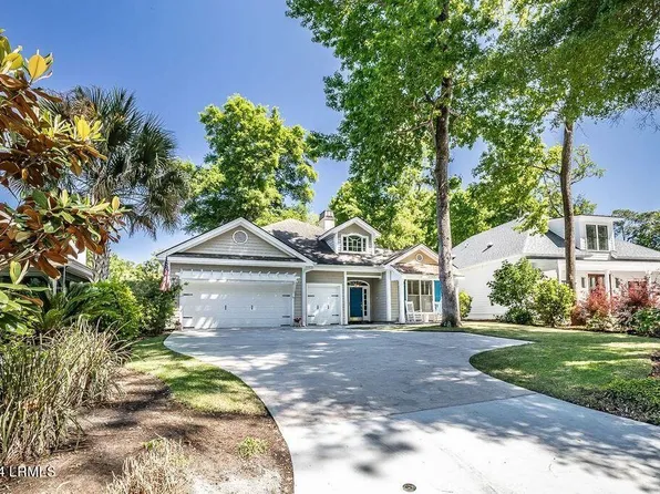 611 S Reeve Rd, Saint Helena Island, SC 29920