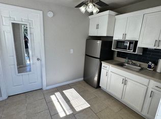 8710 N Hamner Ave SUITE C, Tampa, FL 33604