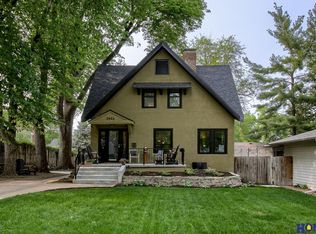 3226 Van Dorn St, Lincoln, NE 68502