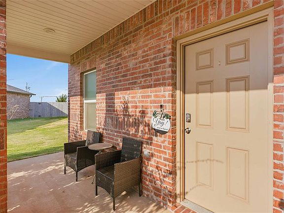 3rd image of 4421 Palmetto Bluff Dr