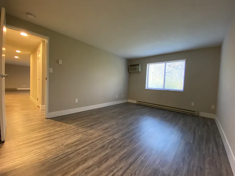 3233 Springdale Rd #7 — Photo 14