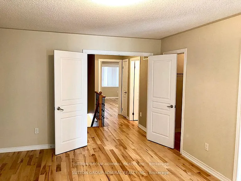 4 Stookes Cres — Photo 15