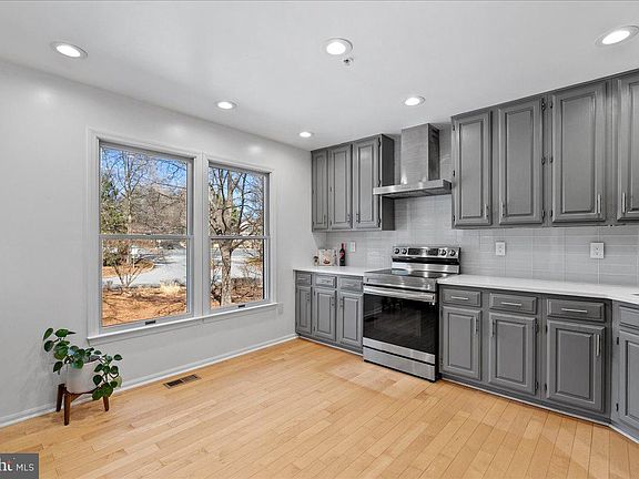 3rd image of 12626 Granite Ridge Dr