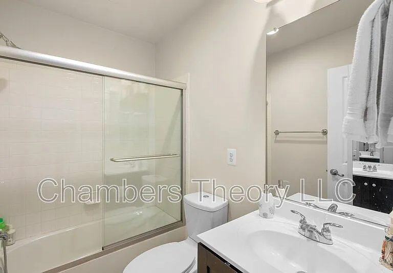 900 3rd St SE — Photo 13