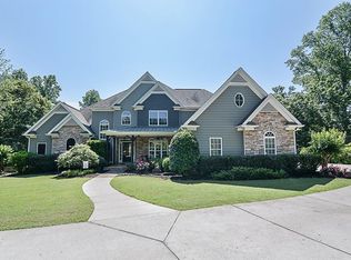 315 Hope Dr, Suwanee, GA 30024