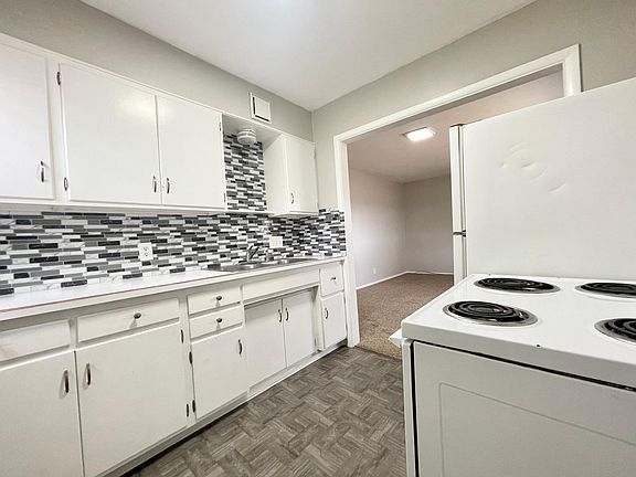 5th image of 1219 Washington Ave