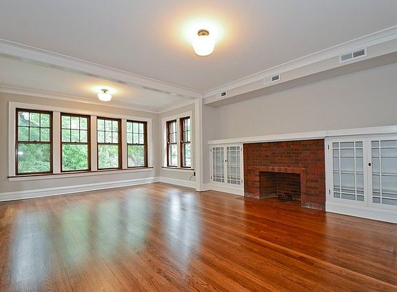 5th image of 1420 W Summerdale Ave APT 2