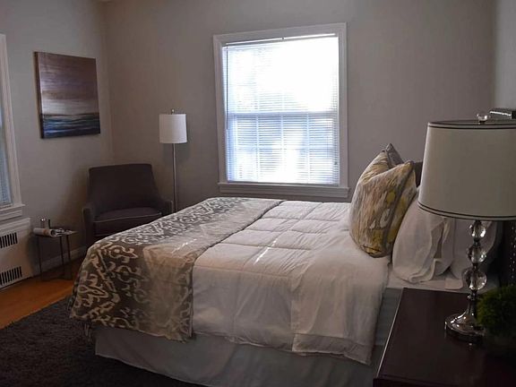 4th image of 2622 N Moreland Blvd APT 11