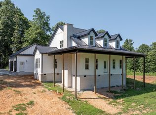 1061 Big Bartons Creek Rd, Dickson, TN 37055