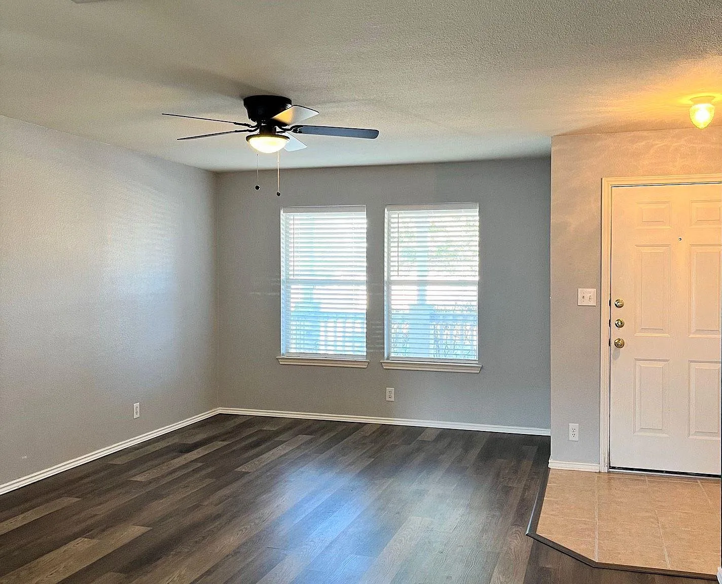 3 bed, 1259 sqft, $1,500 — Photo 4