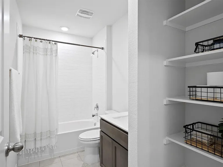 6113 Bracken Dr — Photo 18