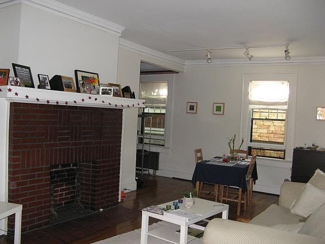 2nd image of 369 9th St NE