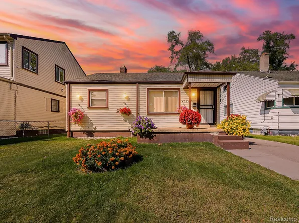 19307 Fenmore St, Detroit, MI 48235