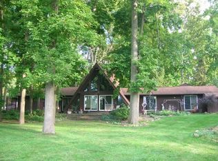 3279 Rustic Lake Dr, Medina, OH 44256