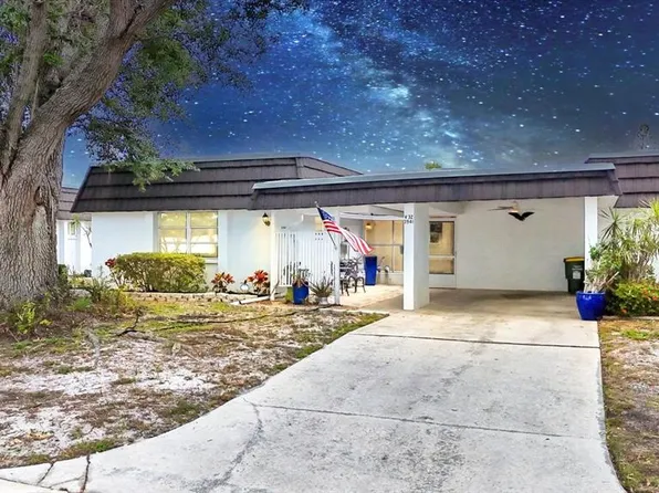 3941 Glen Oaks Dr E #32, Sarasota, FL 34232