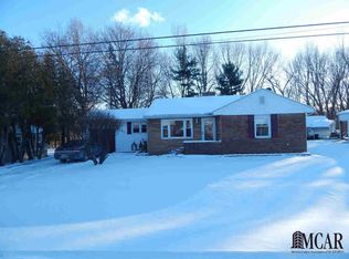 1141 Cherry St, Temperance, MI 48182