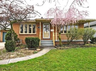 12 Santin Dr, Cheektowaga, NY