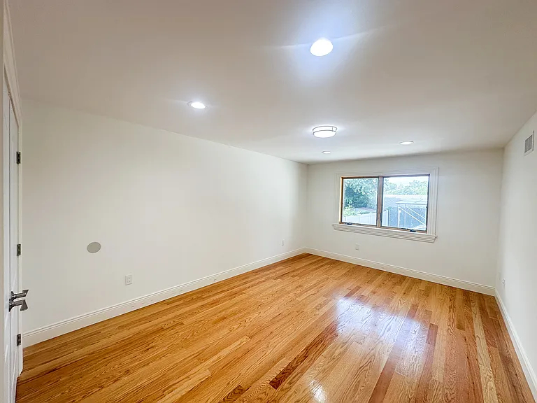 145-27 20th Ave #2 — Photo 8