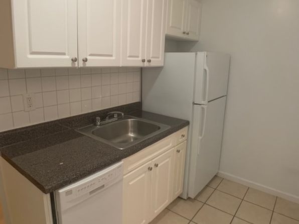 209 Bennett Ave APT 1A