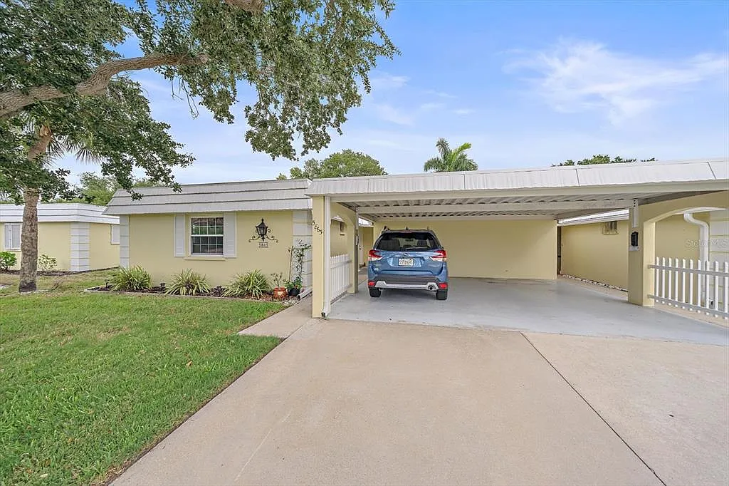 2 bed, 2.0 bath, 1155 sqft, $2,250 — Photo 3