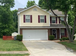 10424 Wilson Glen Dr, Charlotte, NC 28214
