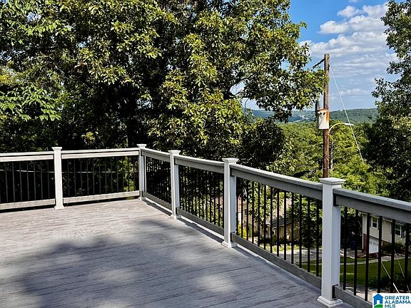 2nd image of 1274 Bennett Dr