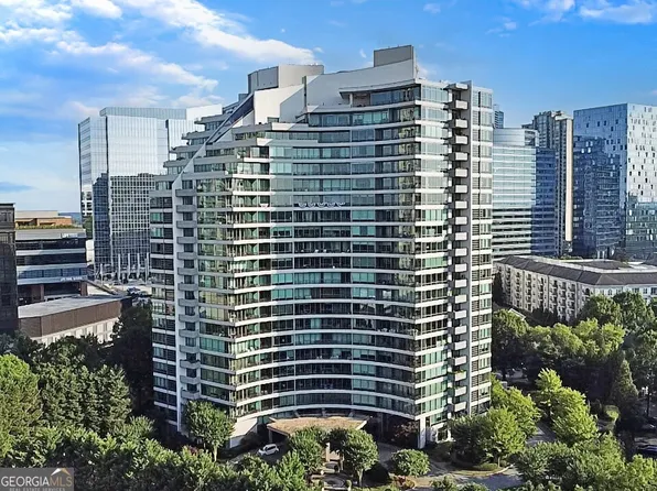 700 Park Regency Pl NE APT 2005, Atlanta, GA 30326
