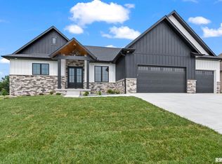 5417 Old Savannah Trl, Springfield, IL 62711