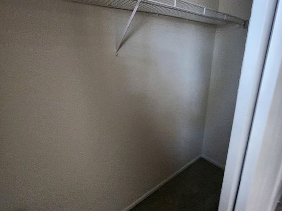 5th image of 6093 Applegrove Ln