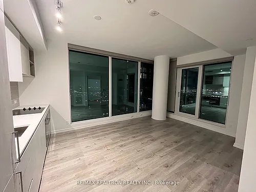 1000 Portage Pkwy Photo 1