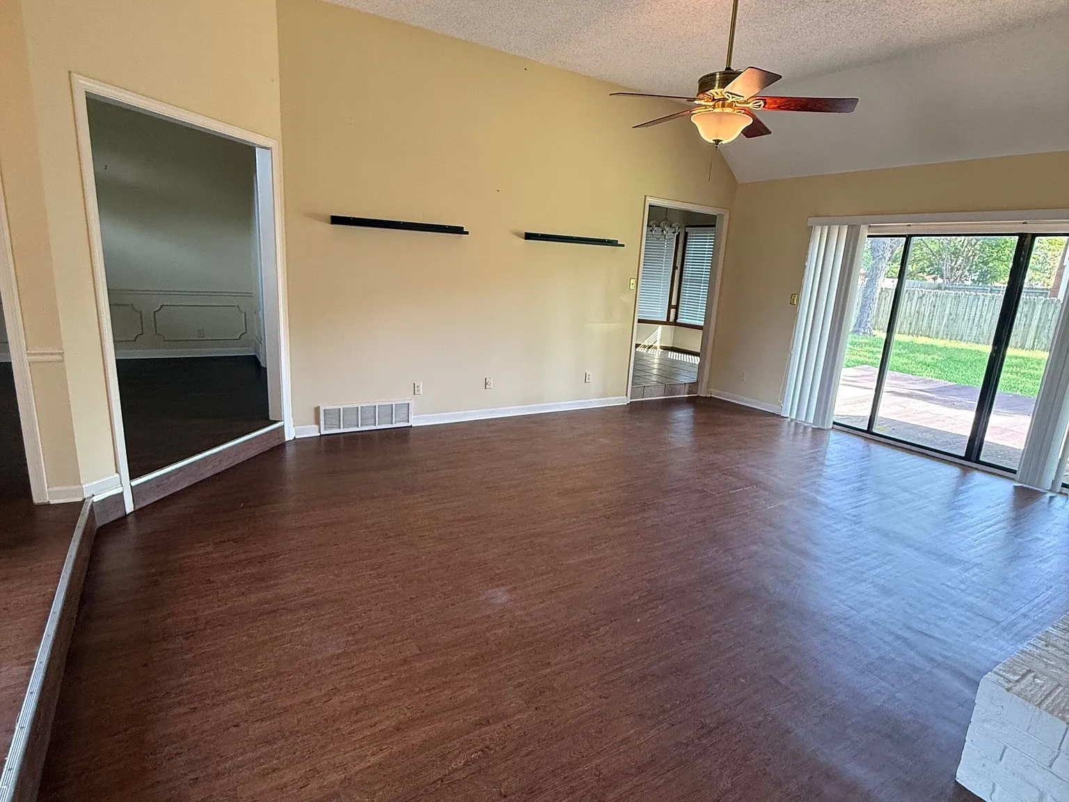 8142 Creekside Circle South - 1 — Photo 3